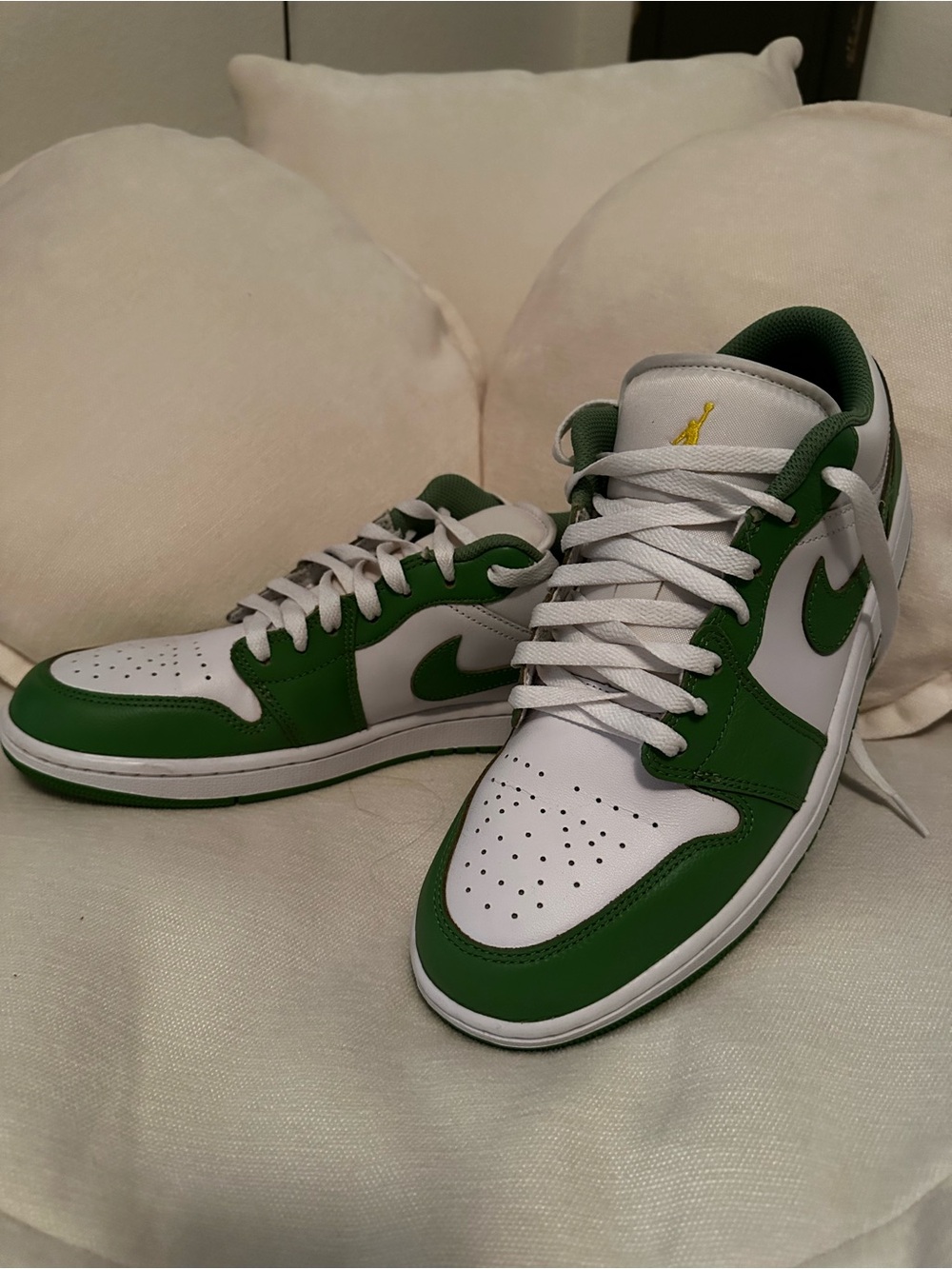 White and Green Low-Top Sneakers - Men